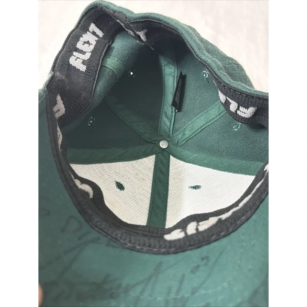 Hyperlite Wakeboarding Hat (fitted Flexfit S/M Random Autographs From Pro's??‎